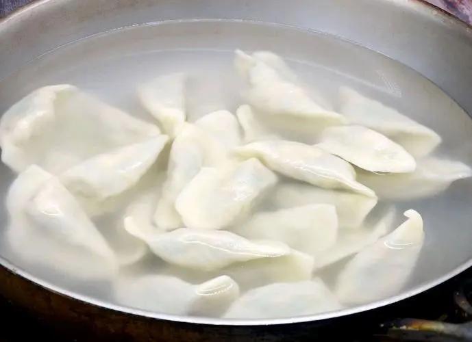 饺子是糖尿病的“催化剂”？医生：想要控血糖，别再用它包饺子了

