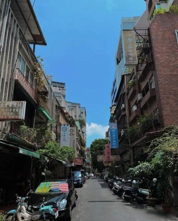 台湾人认日不认中？殖民 legacy 在搞鬼，统一难在哪

日本管台湾那五十年，