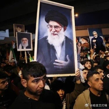 凤凰新闻分享凤凰新闻：凤凰特别节目：哈梅内伊身亡，中东将上演全面战争？ 网页链接