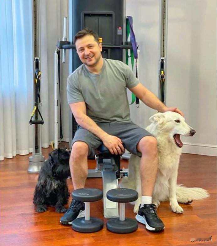 泽连斯基公开诉苦，美国帮不了乌克兰：多线作战压垮超级大国

美国到底还有没有实力