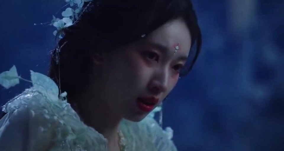 为何乱朱认出男女主正是六万年前的妖神净渊和星月女神，却看不出隐尊就是重昭呢？或许