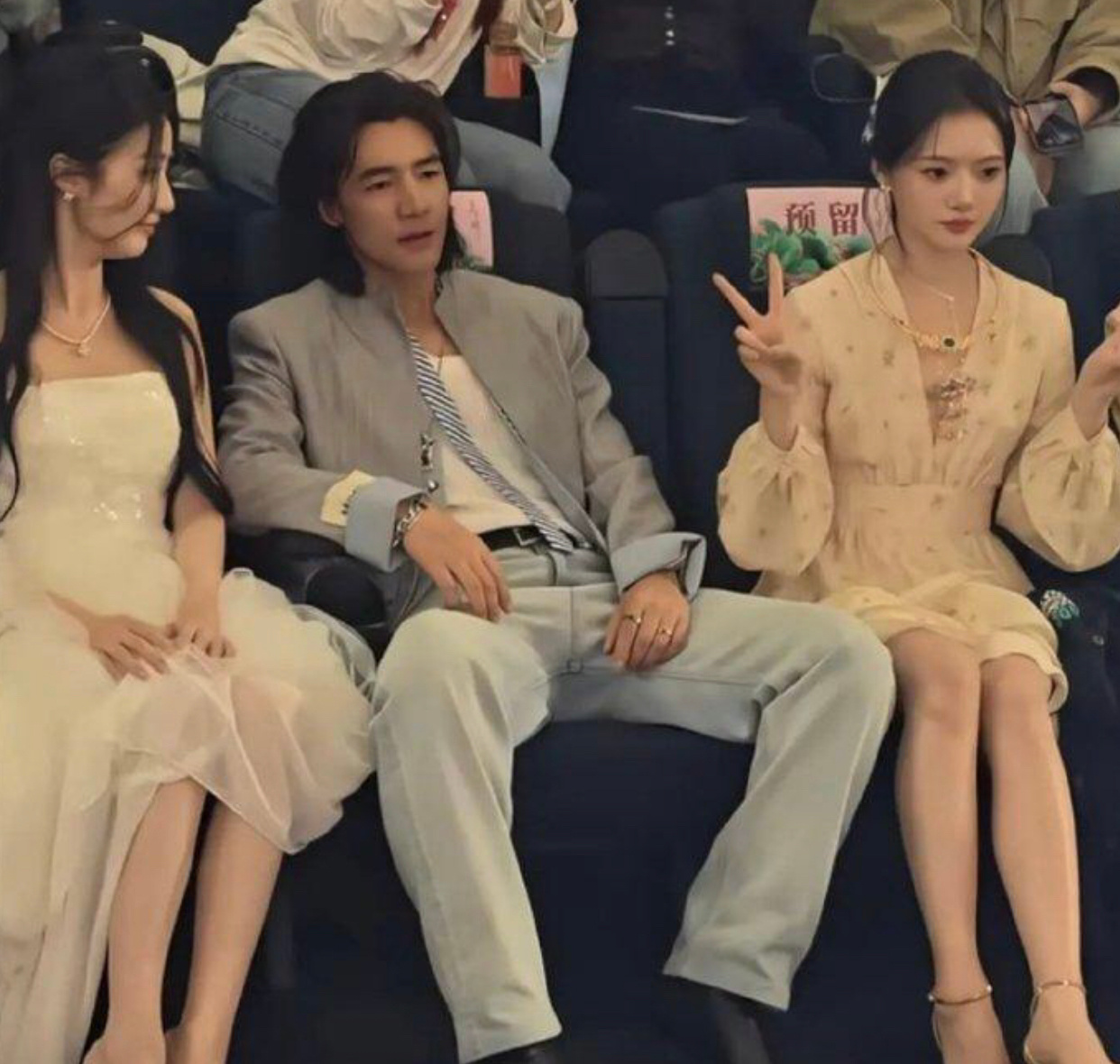 为什么总有人说任敏普？这样一看不是很好看吗？ 
