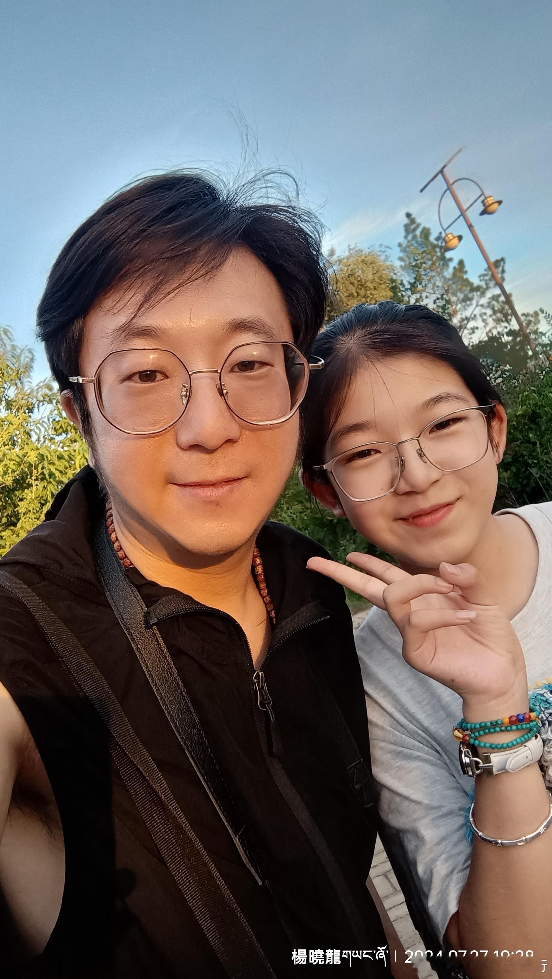 和小朋友互相記錄，互相留住美好，于是乎我老了[太陽]，小朋友也慢慢长大#美好大片