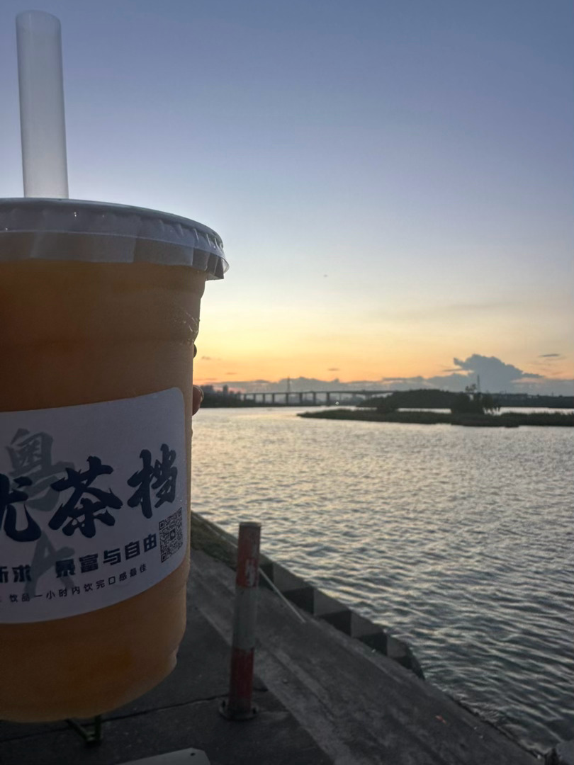 养一下qz和ss生活手记每日一善阳光信用 尊敬的先生我希望在你的Fendi里Fo