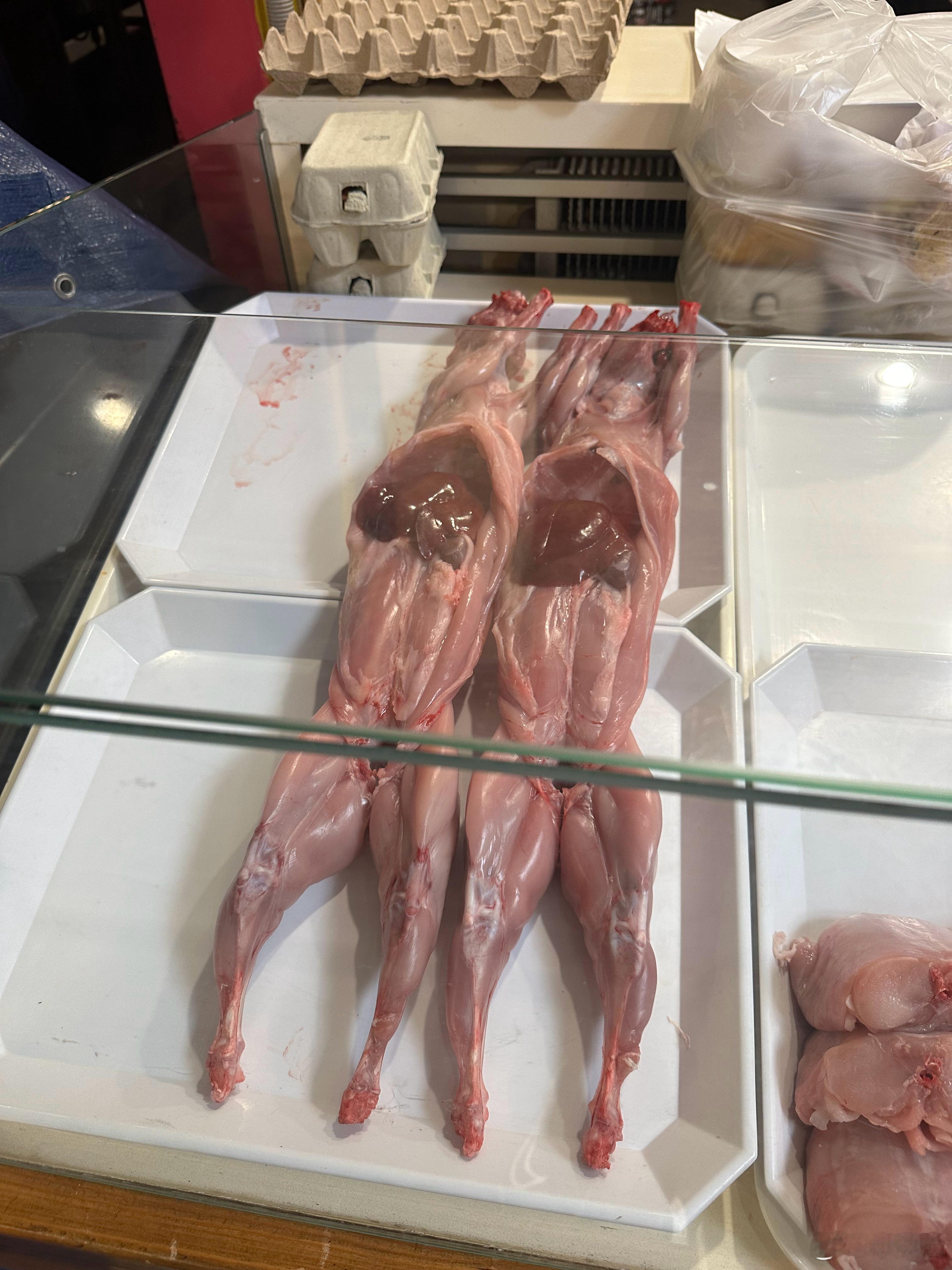 救命！法国人竟然也吃奇奇怪怪的肉！  ​​​
