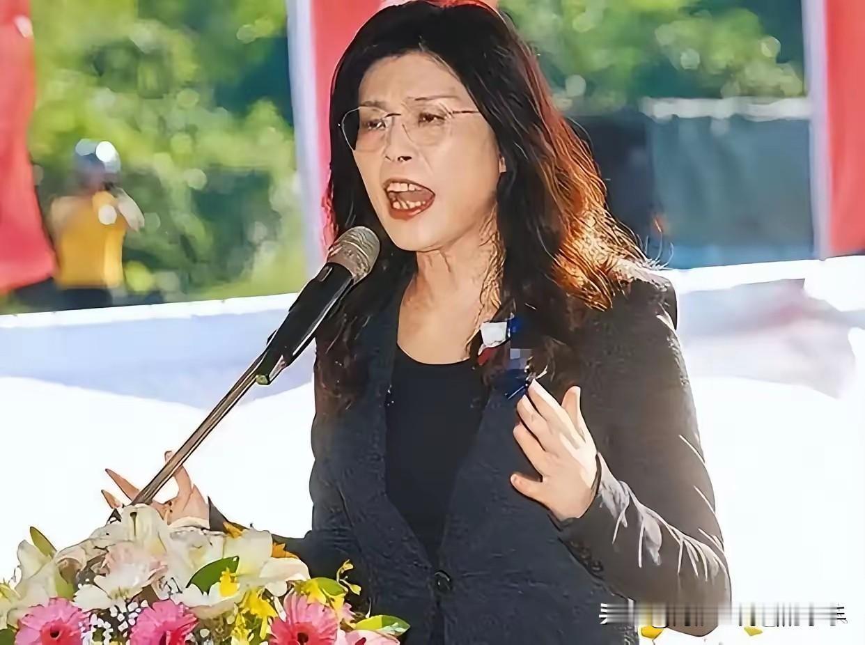 统一已有最佳方式，国台办亮明牌，不到24小时，郑丽文递出一句话。
 
5月13日