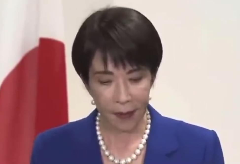 G20峰会最后一天，高市早苗倒打一耙：抱怨中方关闭交流大门！
当天峰会闭幕后，高