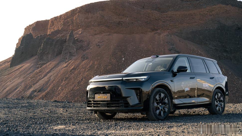 华为乾崑助向往S9智行中国  从零下15℃的阿尔山冰雪草原，到巴彦淖尔的荒漠沙向