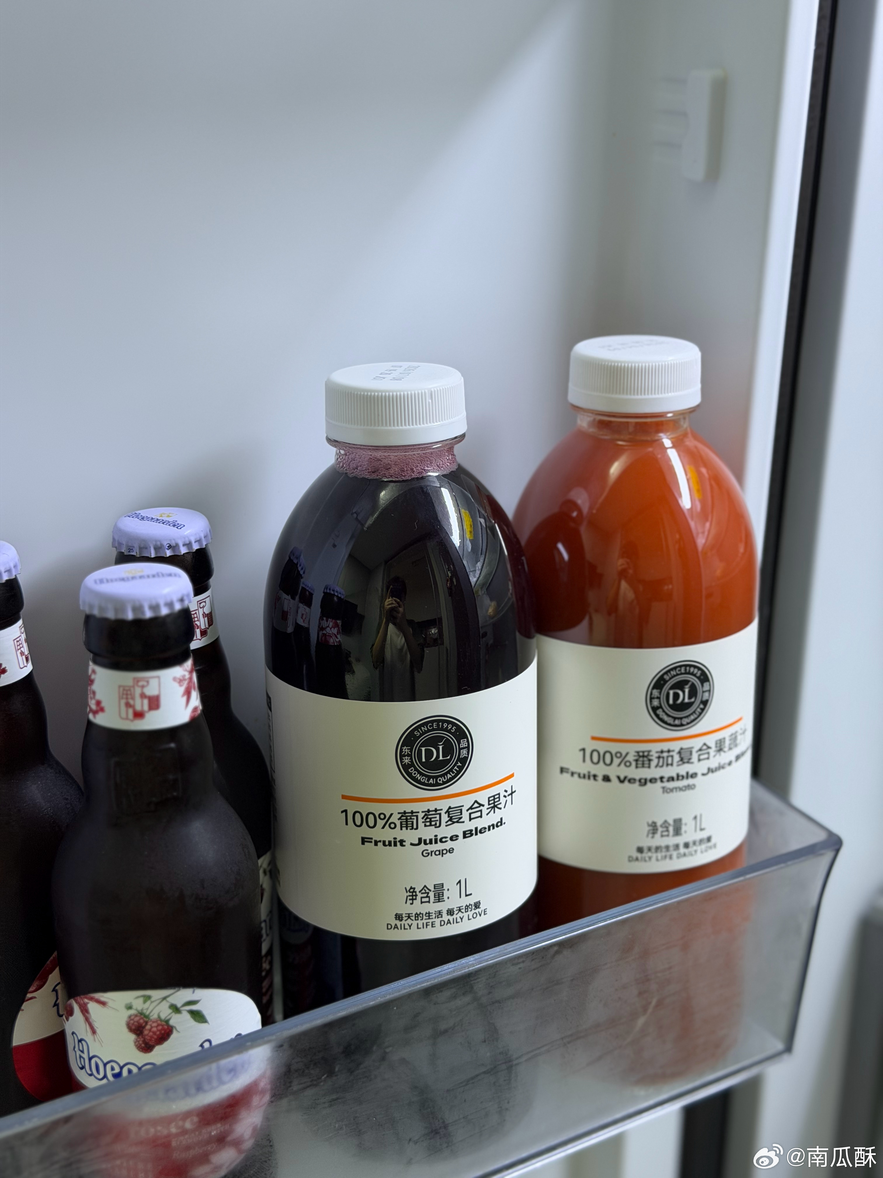胖东来的果汁，还是芒果和水蜜桃的口味最好喝，葡萄的比较一般，番茄的还没尝。 