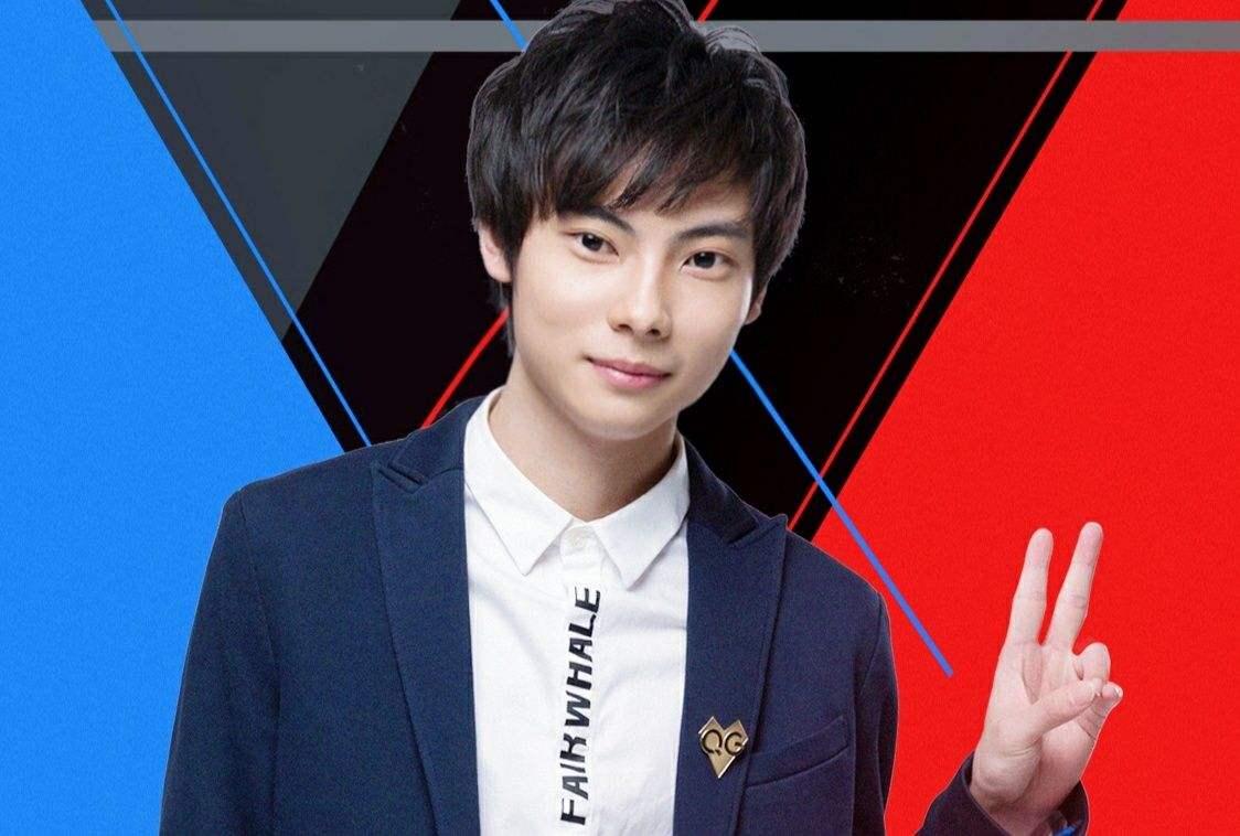 吕成林继久哲之后，在直播间公开表达了对Gemini的不满！
事情缘由：吕成林在直