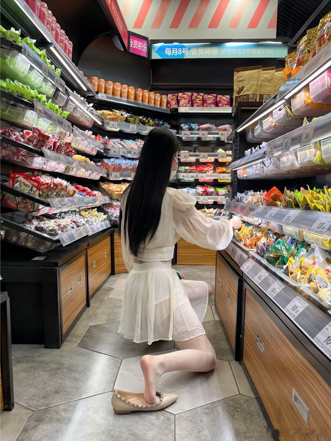 好白呀 ​​​