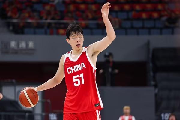 令人失望！杨瀚森未能兑现统治力！

当所有球迷都期待从NBA归来的杨瀚森能在代表