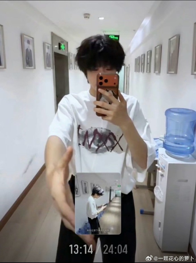 张桂源vlog里有陈奕恒陈奕恒出现在张桂源vlog里 张桂源vlog里有陈奕恒 