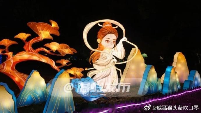 台州温岭文旅新业态点亮夜间经济夜市集市、沉浸式演艺、休闲消费业态持续上新，丰富夜