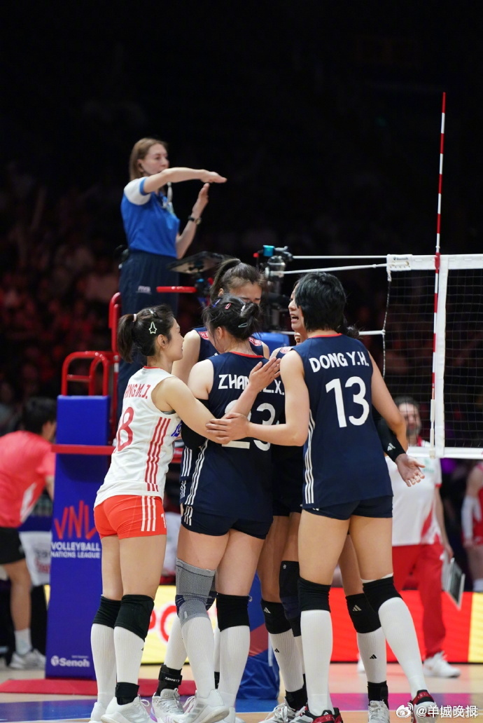 【#中国女排不敌波兰遭新周期首败# ，多名新人出彩仍值肯定】#中国女排vs波兰女