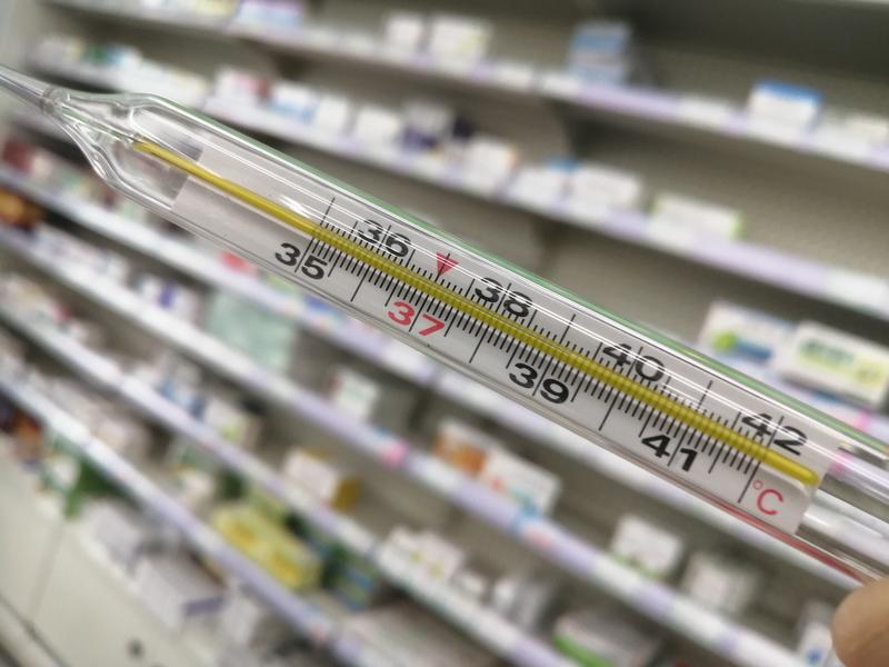 陪伴几代人的水银温度计、血压计，将于2026年1月1日正式停产，水银温度计、血压