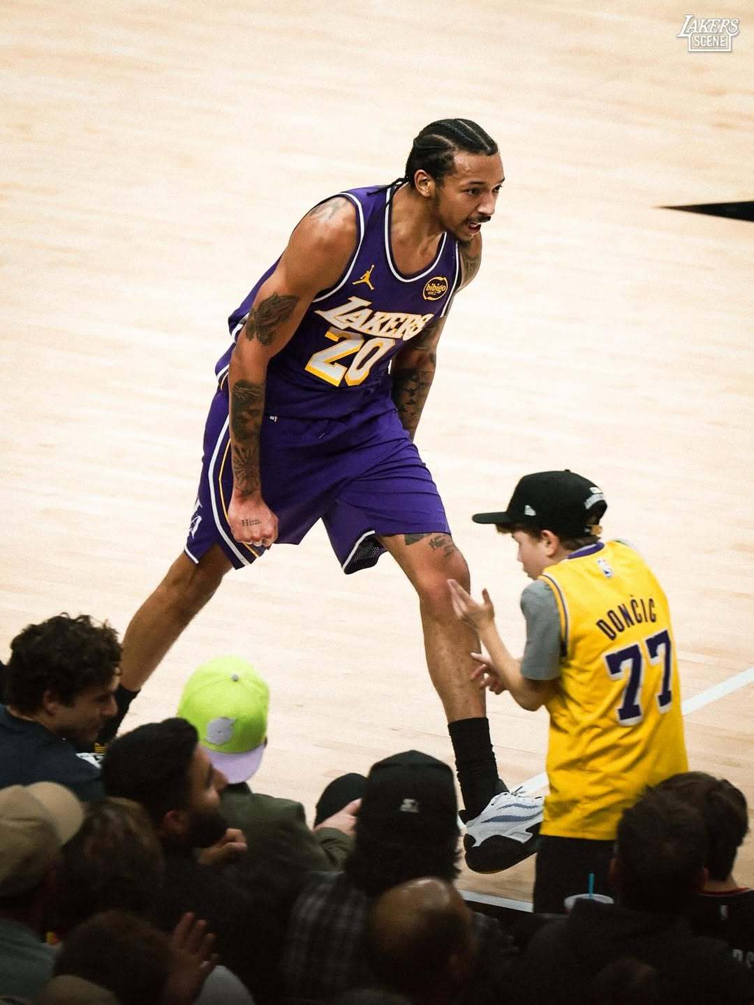 Team dub 湖人国度湖人vs开拓者 ​​​