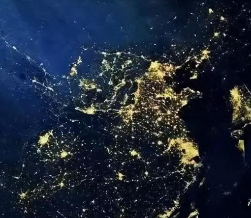 为何中国宁愿把电力输向 越南 ，让越南夜晚灯火辉煌，却对 朝鲜几乎绝不供电？要想