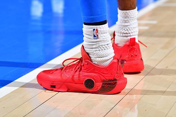 以赛亚·乔 · 韦德之道12 回家9+1+1雷霆1比0太阳