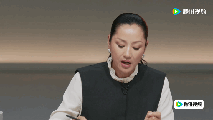 谢霆锋恭喜邓华东夺冠 邓华东靠一道麻婆豆腐拿下《一饭封神2》冠军，谢霆锋发文认可