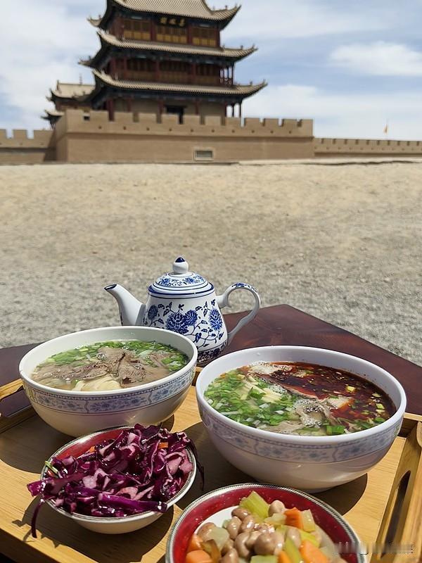 夏日生活打卡季 夏日生活就该来点特别的！天没亮我就和老王开车去祁连山腹地的小县城