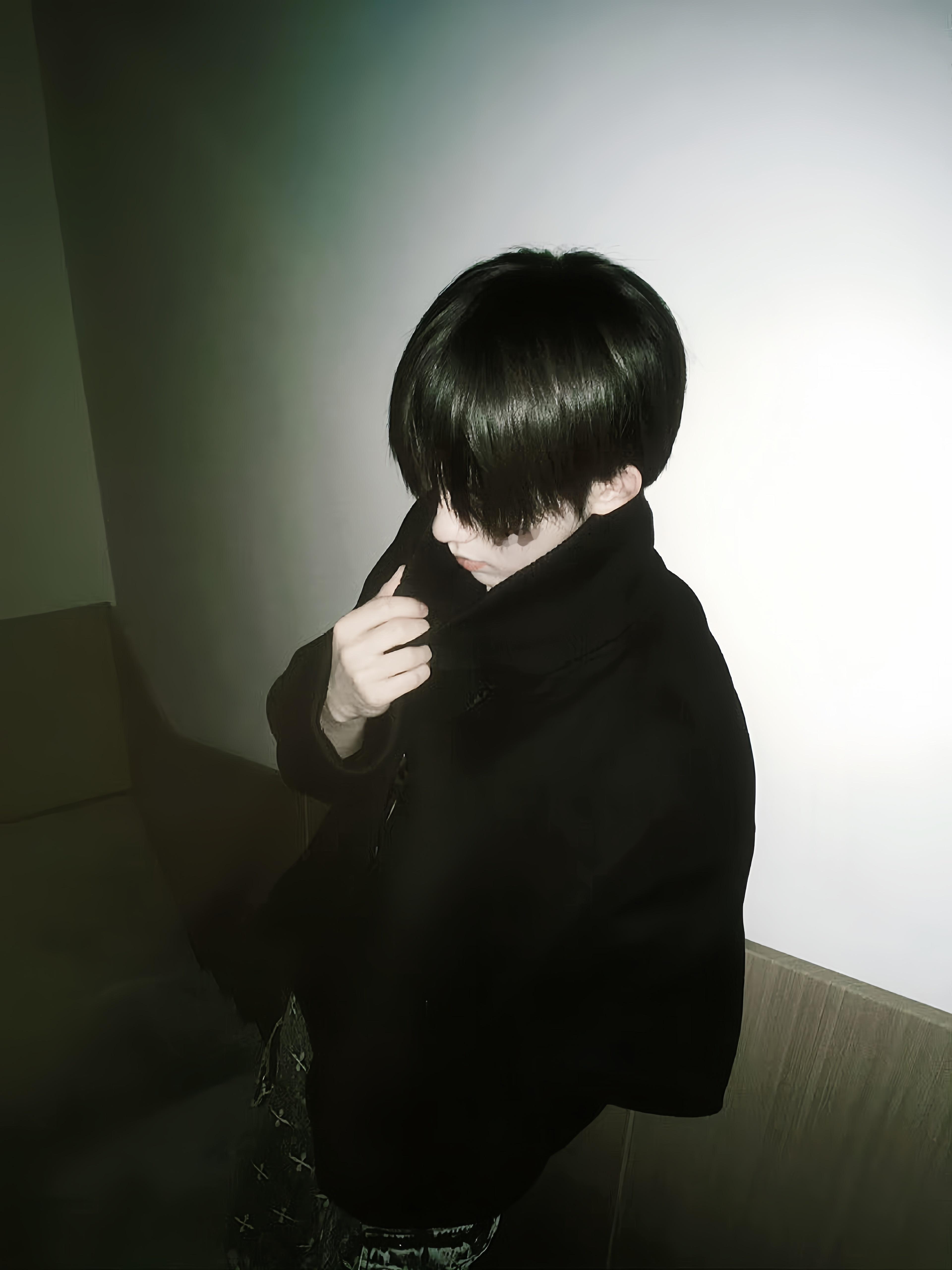 苏新皓最新🆕微博好帅啊  男高初成长 是青春校园剧里偶遇心动的学长啊🥺🥺梦