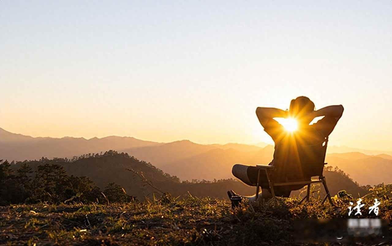 莫言拒人后反被尊重，亲友来要东西，语气也慢慢软了，不像以前那样直接开口，总先说句