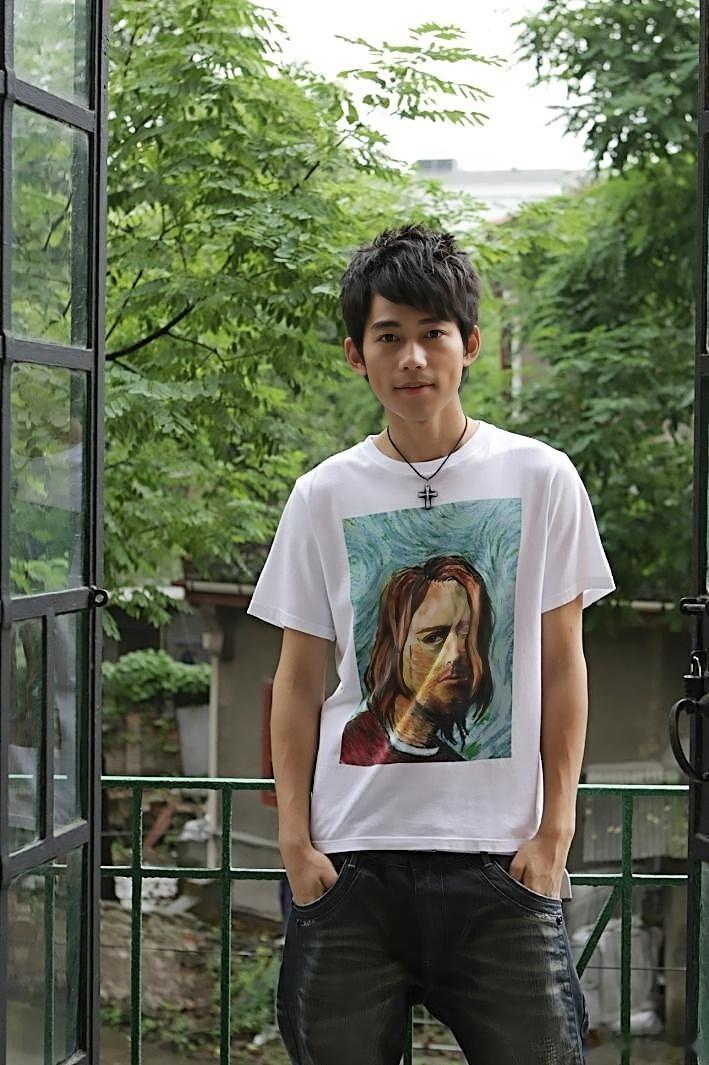 我们艾伦太可爱了！以前真的好小一只 