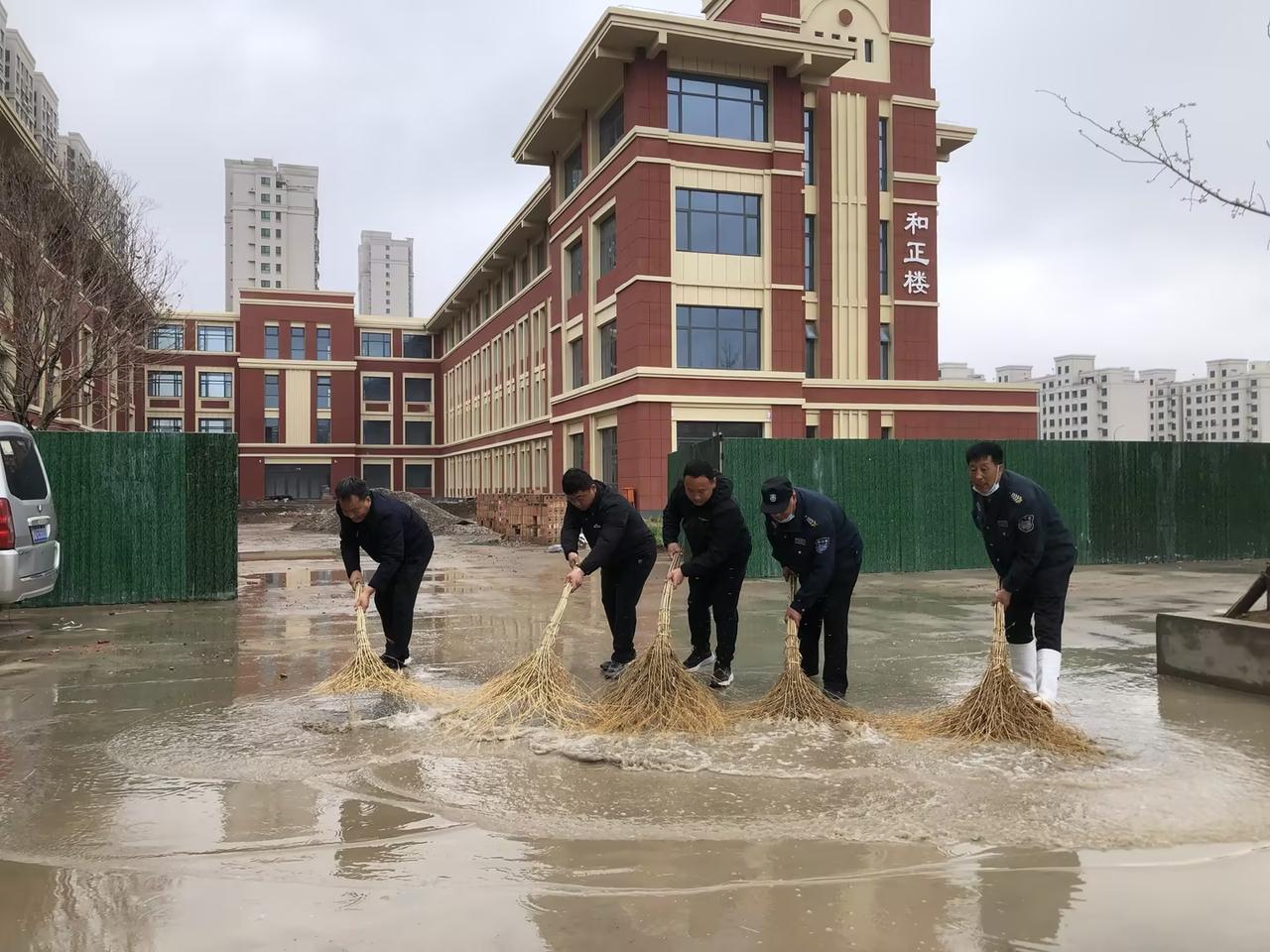从阳历来说，昨天应该是我的生日。这一天特别的繁忙。

从早上7点出门到晚上7:3