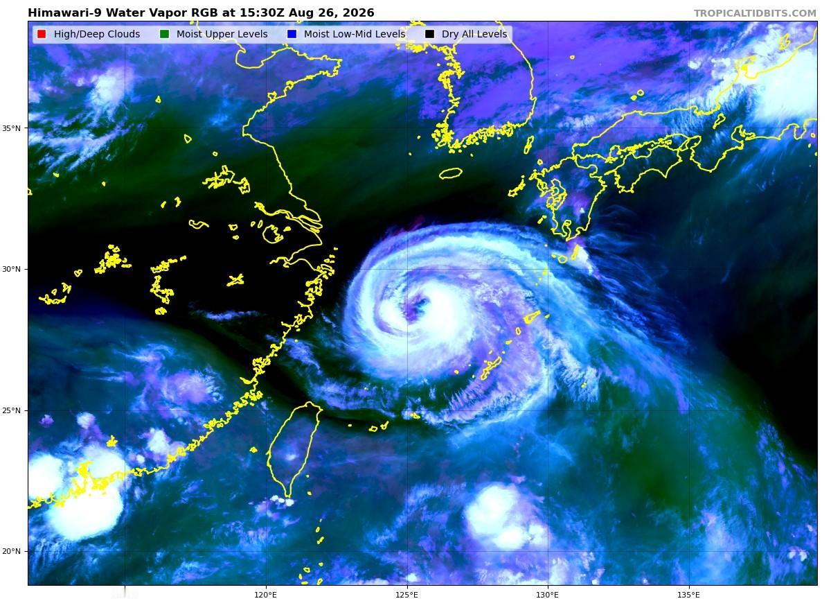 【“沙德尔”逼近浙闽】

今年第18号台风“沙德尔”正在东海上缓慢逼近我国，接下