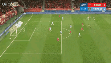 看图，穆斯卡特也不必“张牙舞爪”，刘祝润射门前的确出手了。

要知道，当下国际足