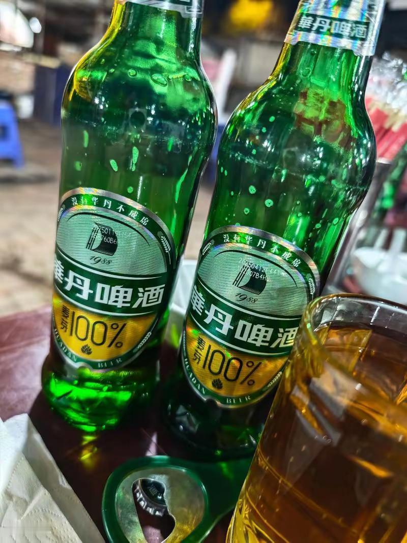 当年离校那瓶酒，那首歌。30年前，也就是1996年7月6日那个伤感的日子，我们告