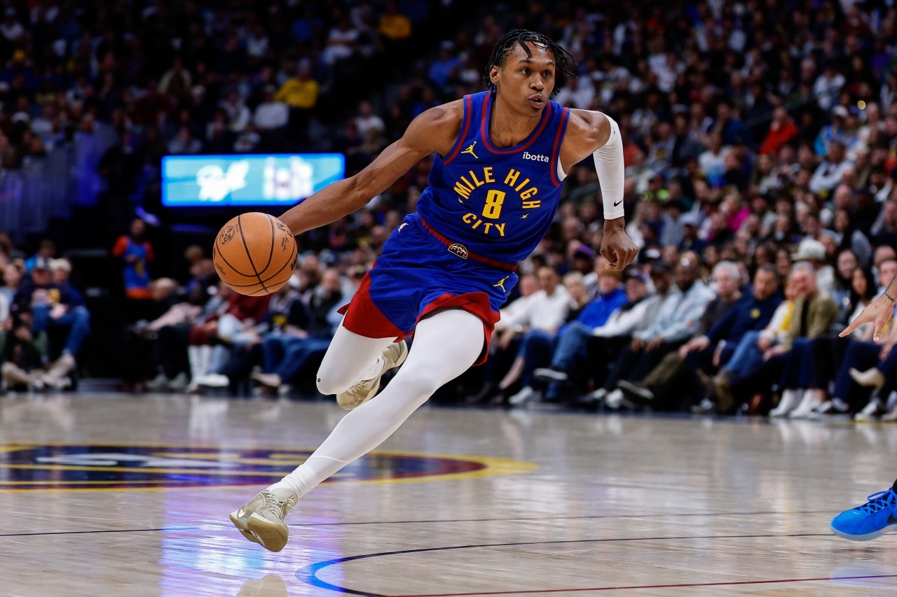 Shams：掘金目前仍在和多支球队就可能的沃特森￼先签后换进行谈判，谈判对象包括