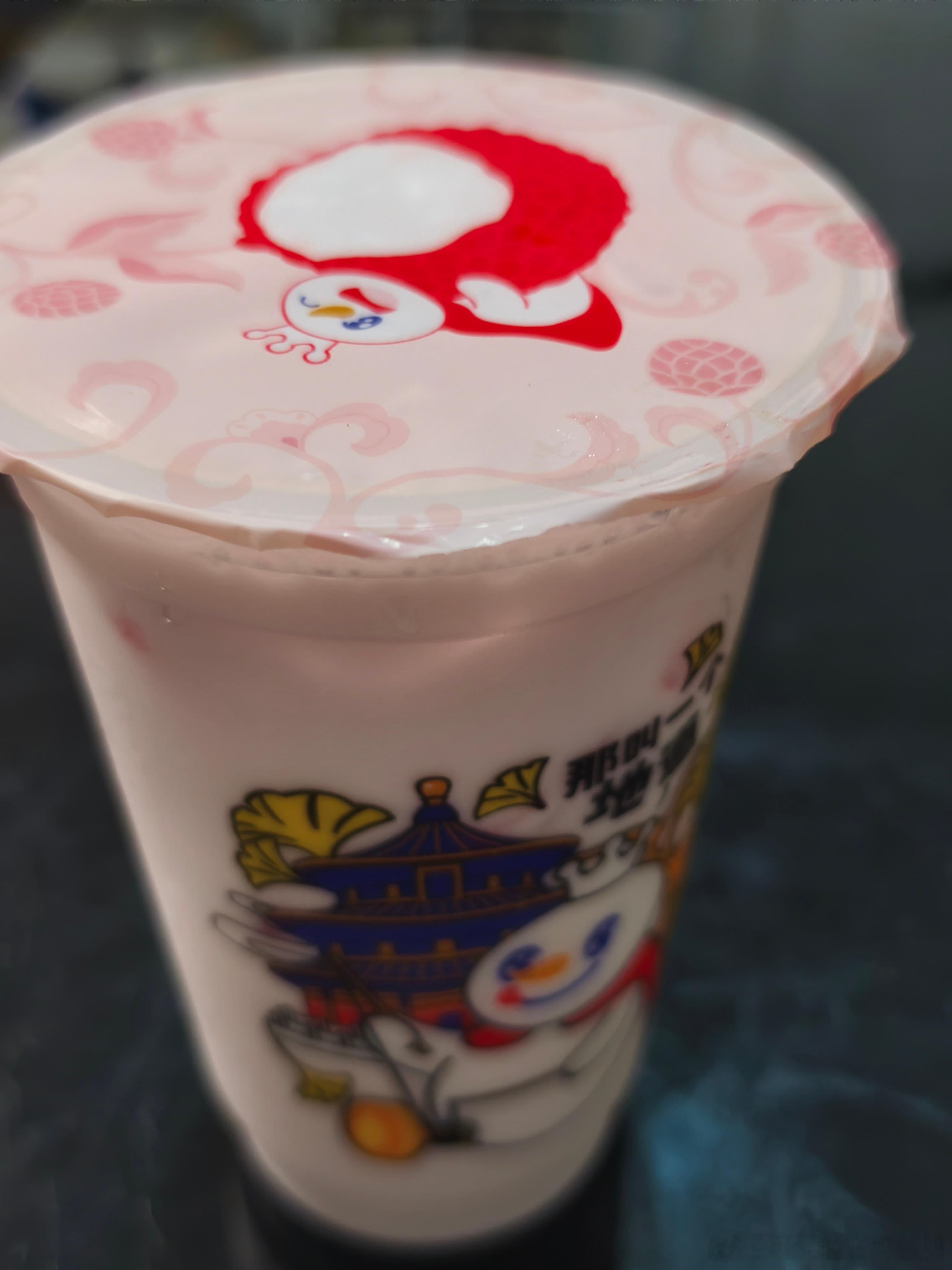 雪王新品还挺好喝！荔枝椰椰 