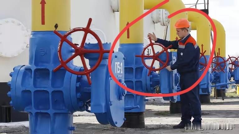 真相来了，乌克兰彻底废了！

你没有看错，乌克兰一直在偷袭俄罗斯后方能源设施，结