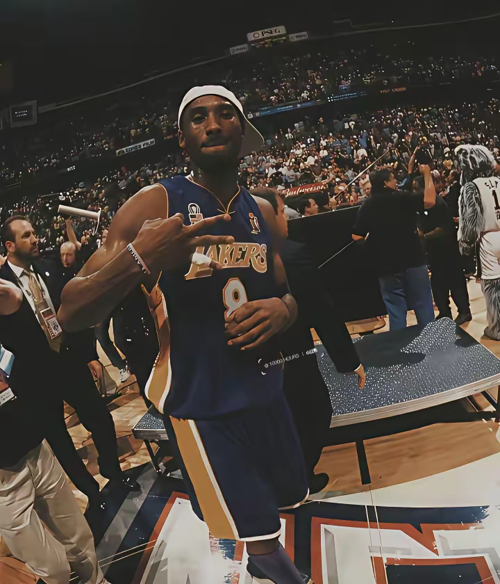 伟大不止💜💛雄心不息！科比KobeBryant只关于科比 ​​​