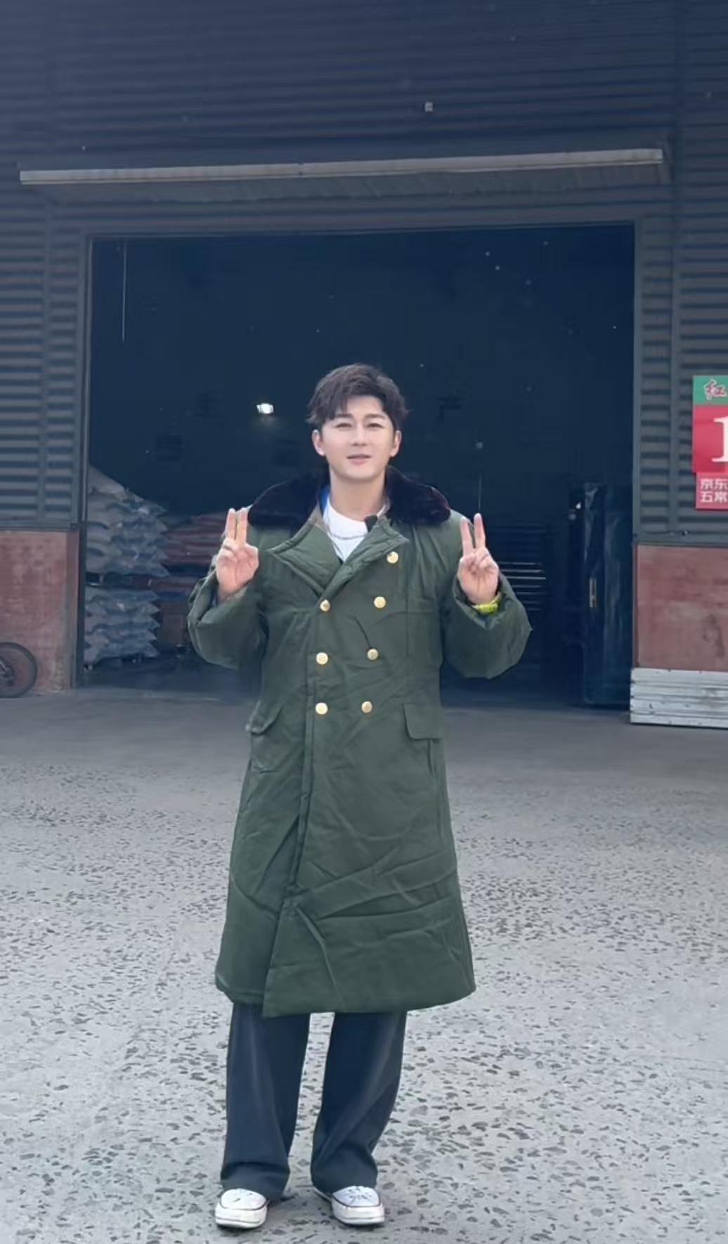 【你吃的一碗五常大米饭来得有多不容易？看史元庭种地的事才知道！】

演员史元庭回