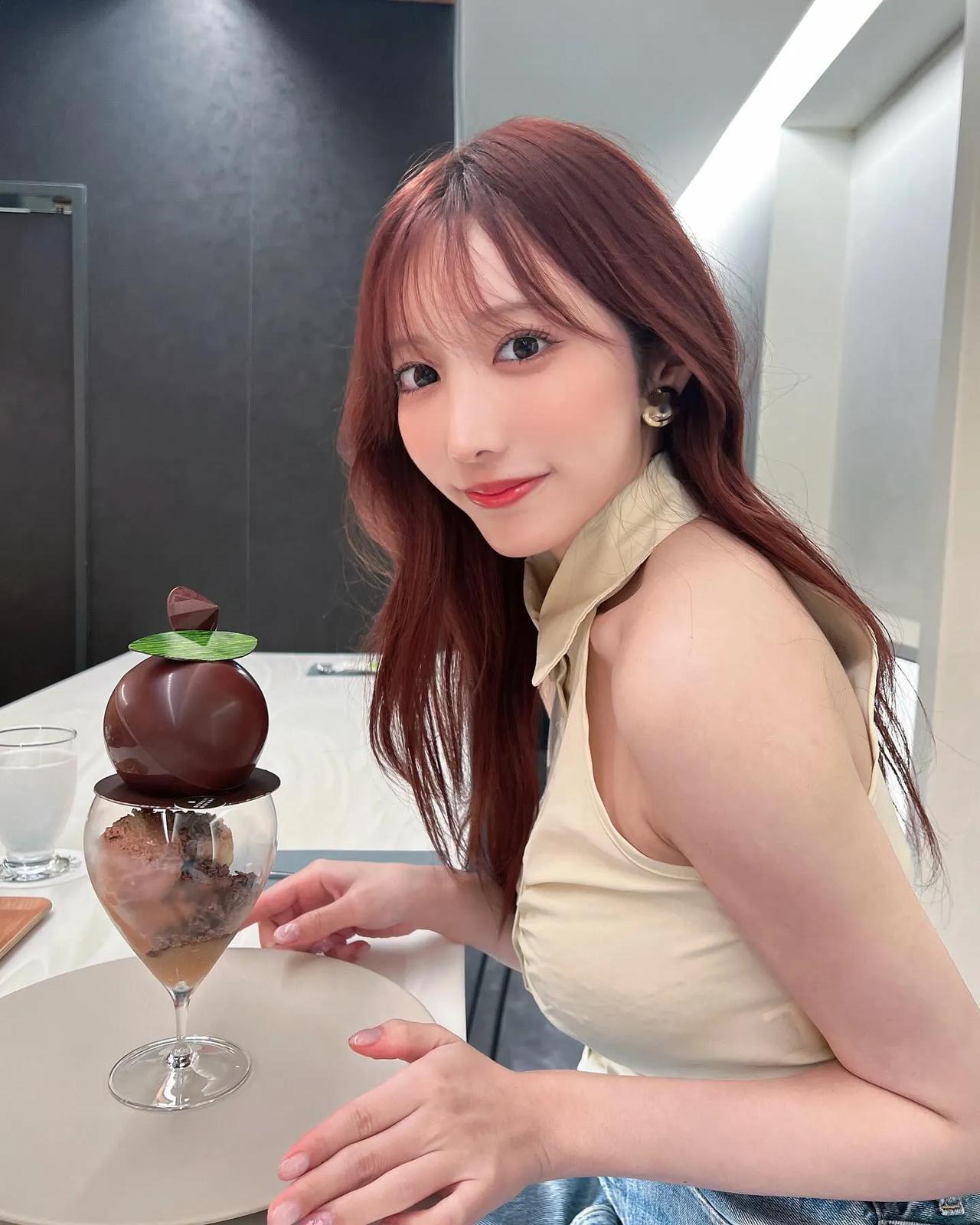 多情只有春庭月
#美诗美图分享# #欣赏佳人佳作# #风情百媚# #分享心仪佳人