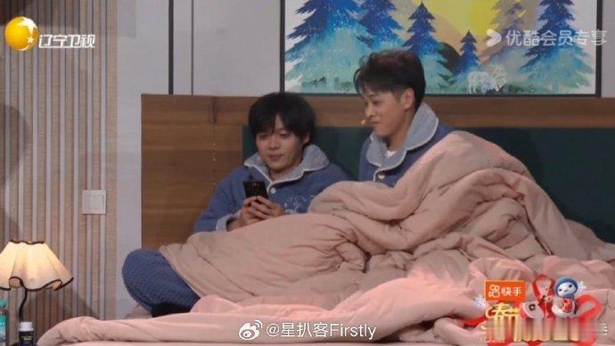 辽视春晚小品就差报我身份证了  小品里的焦虑情节太感同身受，我直接原地代入，这不