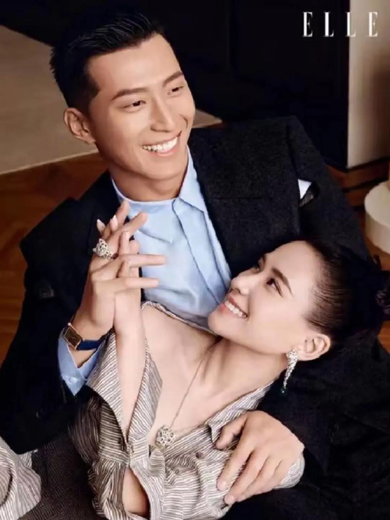 窦骁何超莲婚姻争议：近来关于窦骁的讨论里，总有一种声音格外刺耳——“娶赌王女儿何