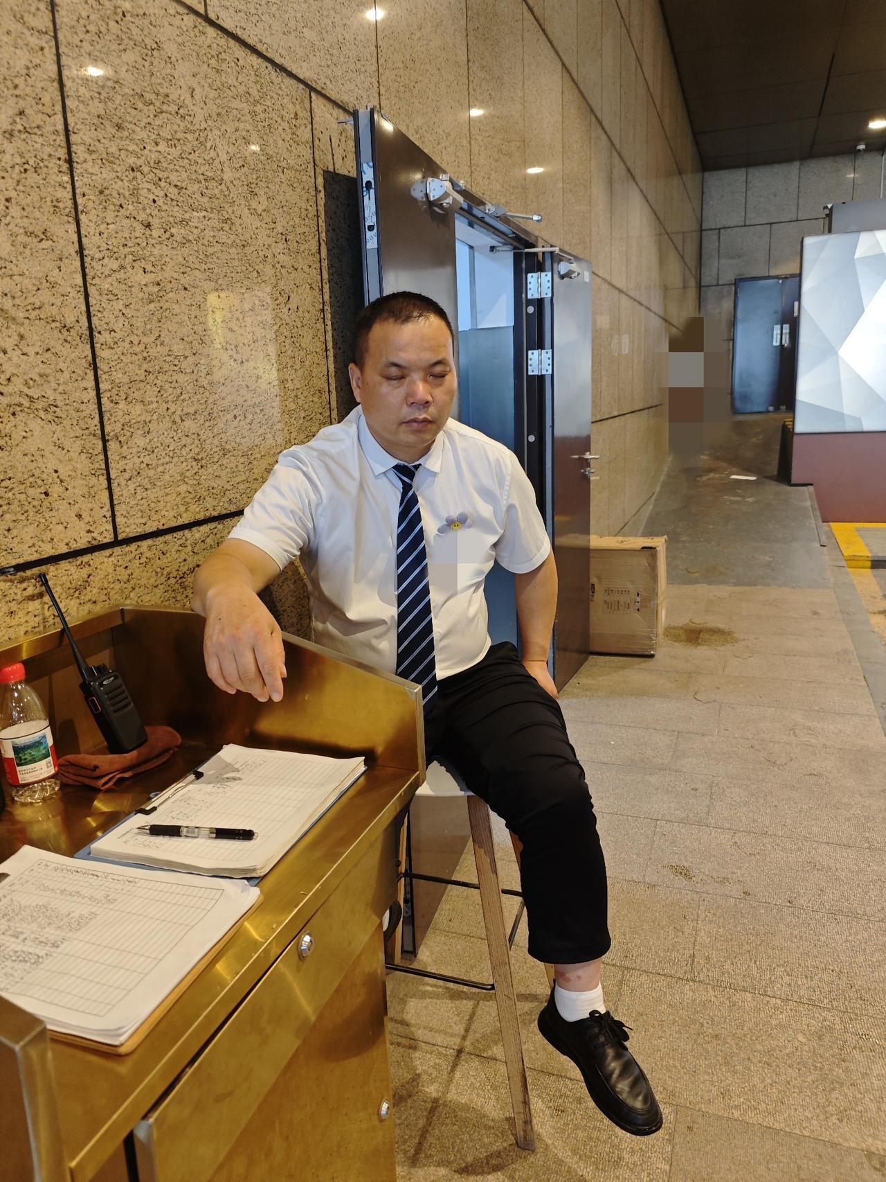 中国人传统观念里一直觉得多子多福，可现在情况变了，不是不想生，是没条件生。国家统
