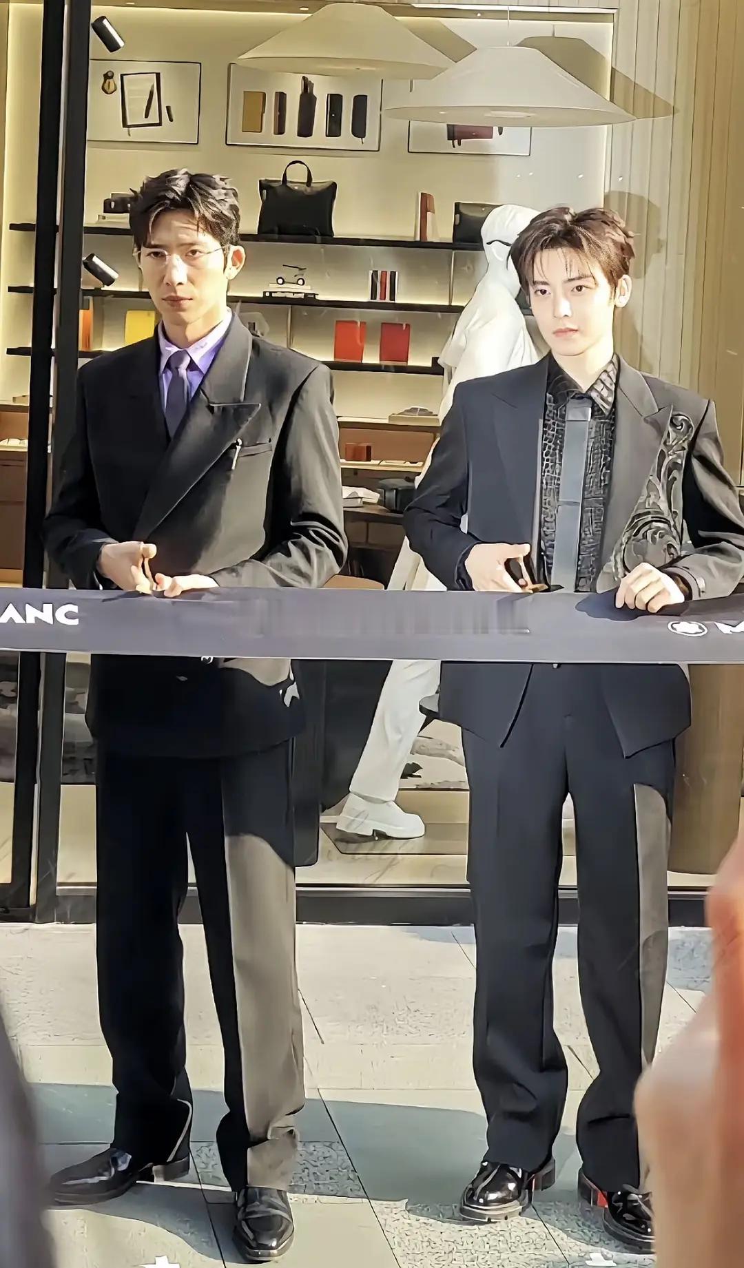 井柏然和侯明昊这个同框，谁赢了？ 