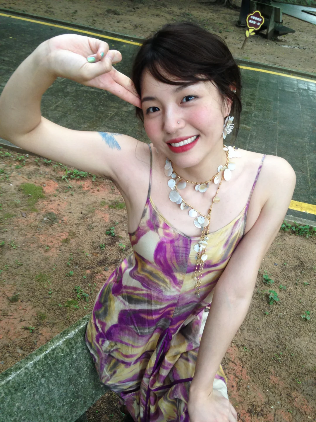 一开始装聪明嘴角就抽搐