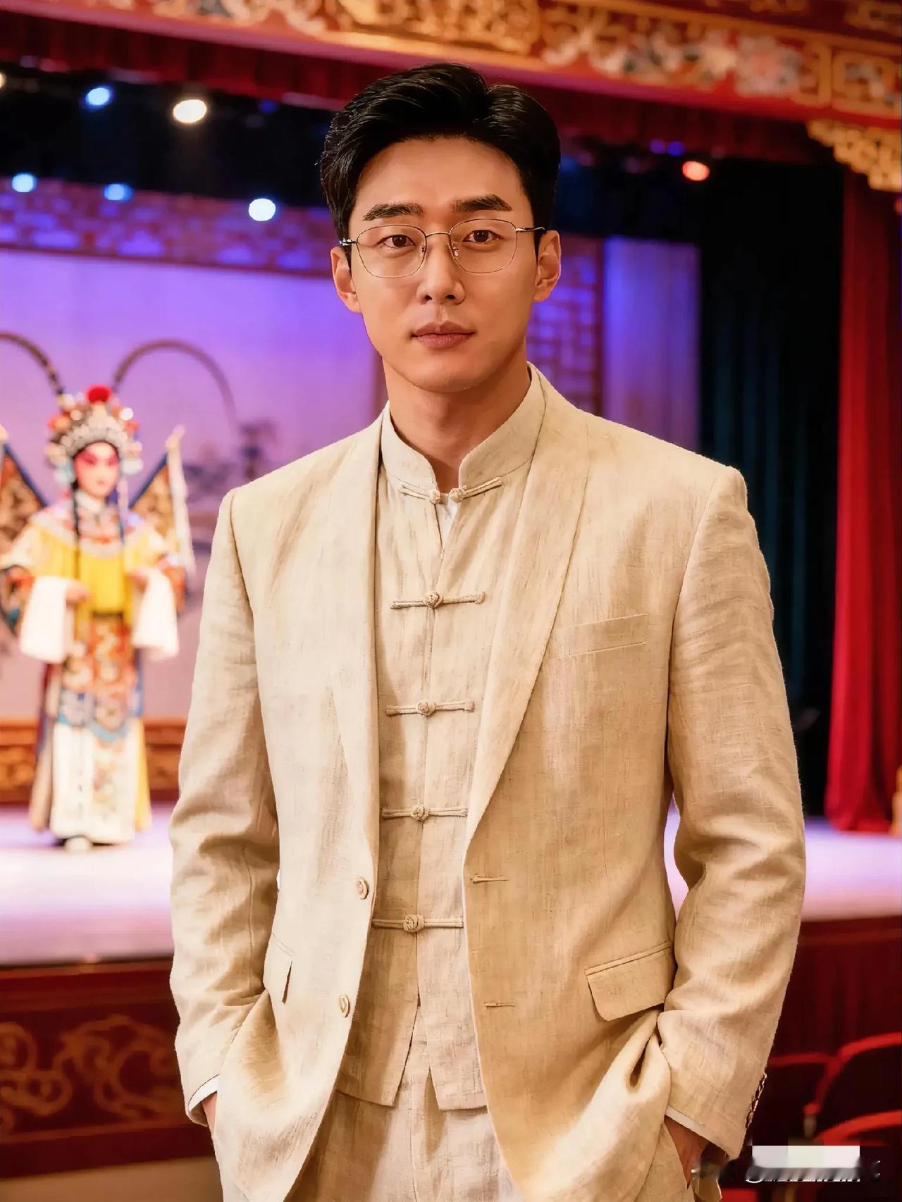 大网红朋友，您好！我是“快乐的钢笔”，今天一早就按捺不住激动的心情，特意来跟您唠