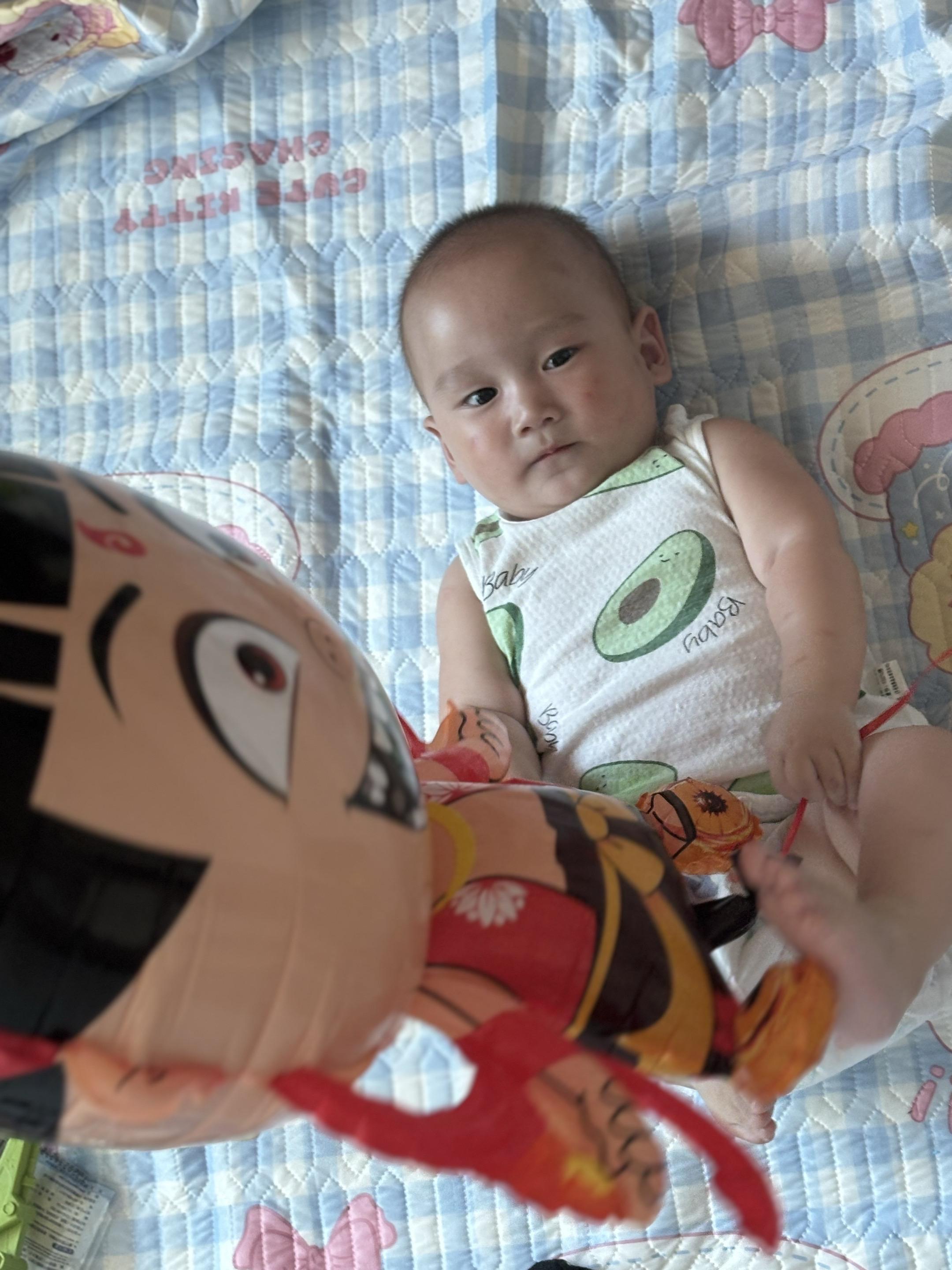 人类幼崽可爱瞬间