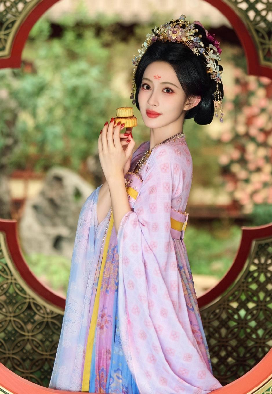 @孟子义 ～祝大家中秋快乐[比心]