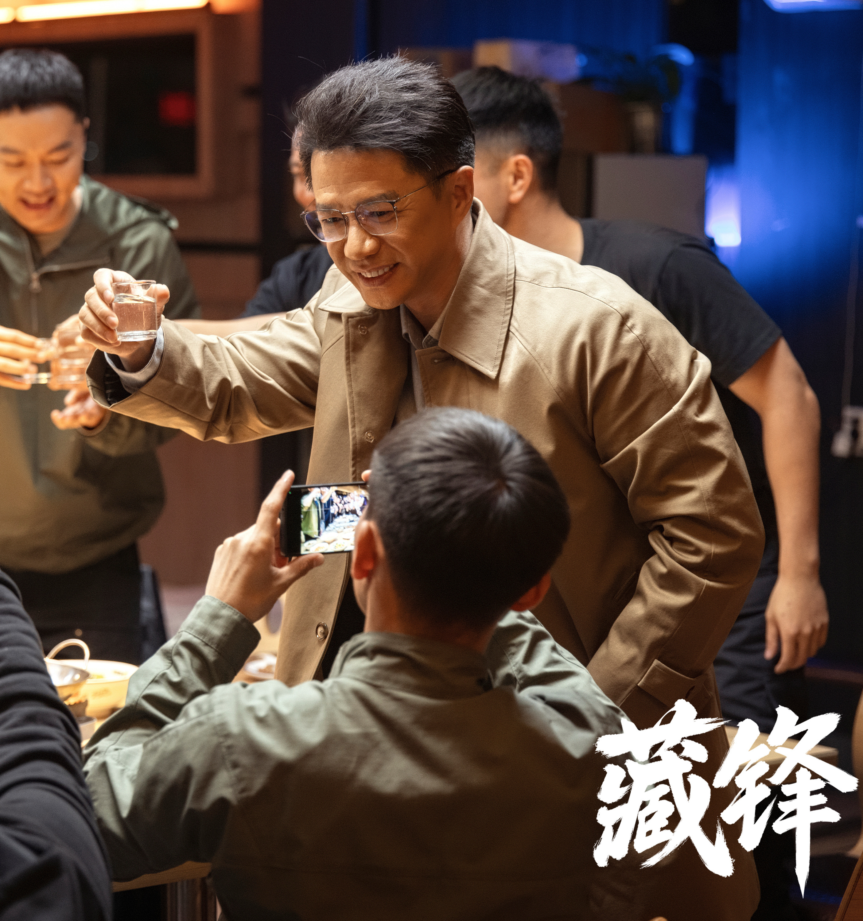 段奕宏[超话]  后期的谭彦是外形和精神气质都在变得更好啊[色] ​​​