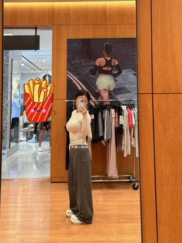 不显身材的衣服我不穿<span class=