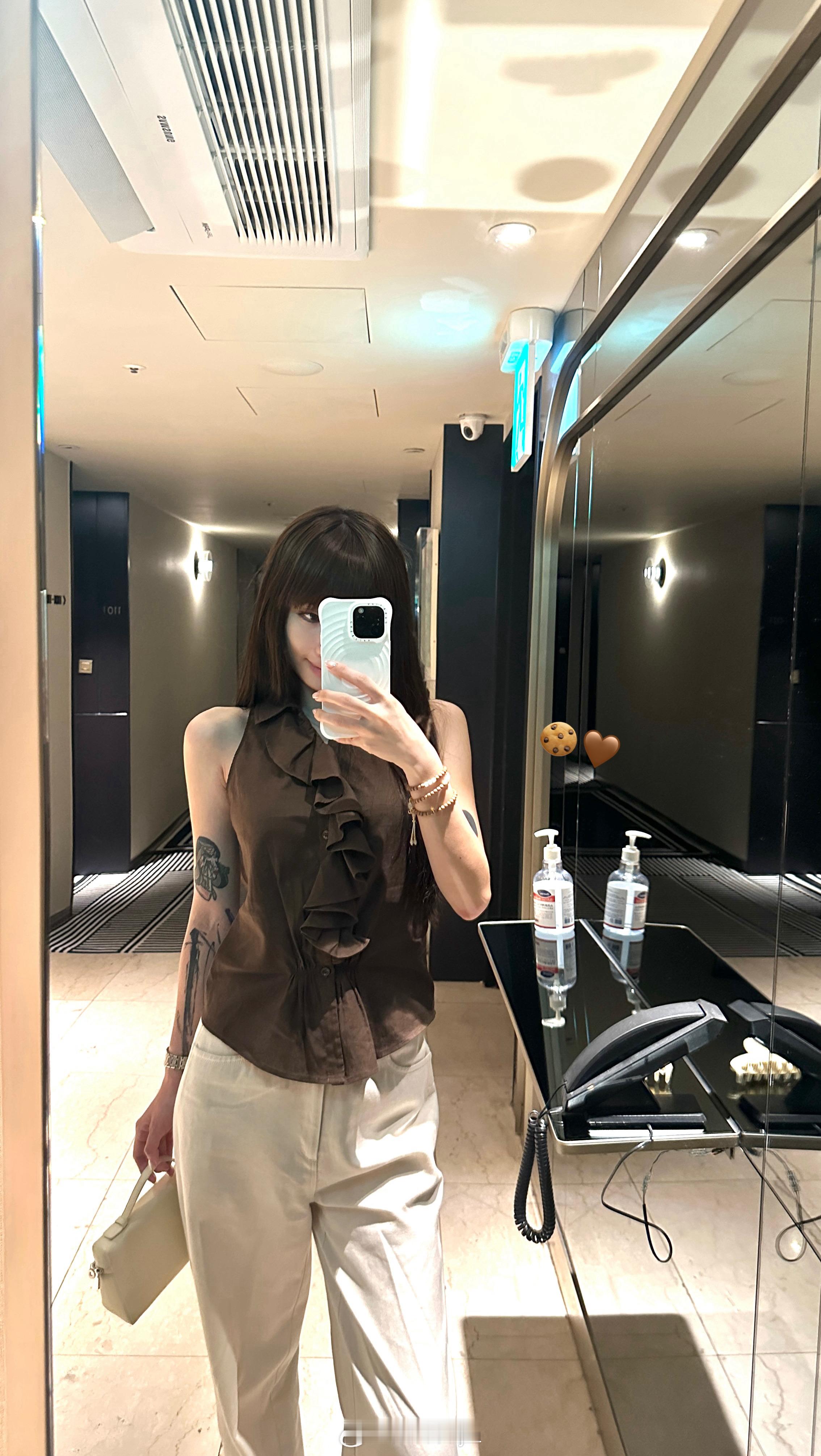 发一些没见过的图吧😋 ​​​