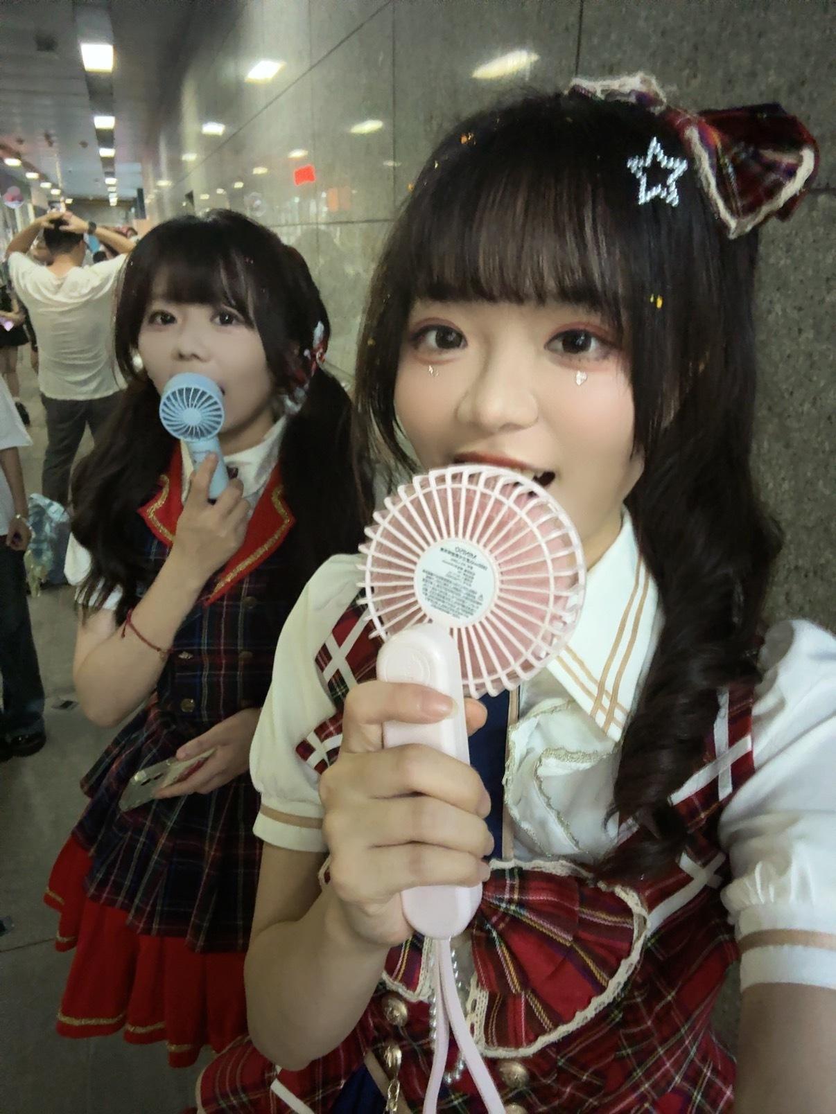 好热啊 吃掉风扇兜系少女[超话] ​​​